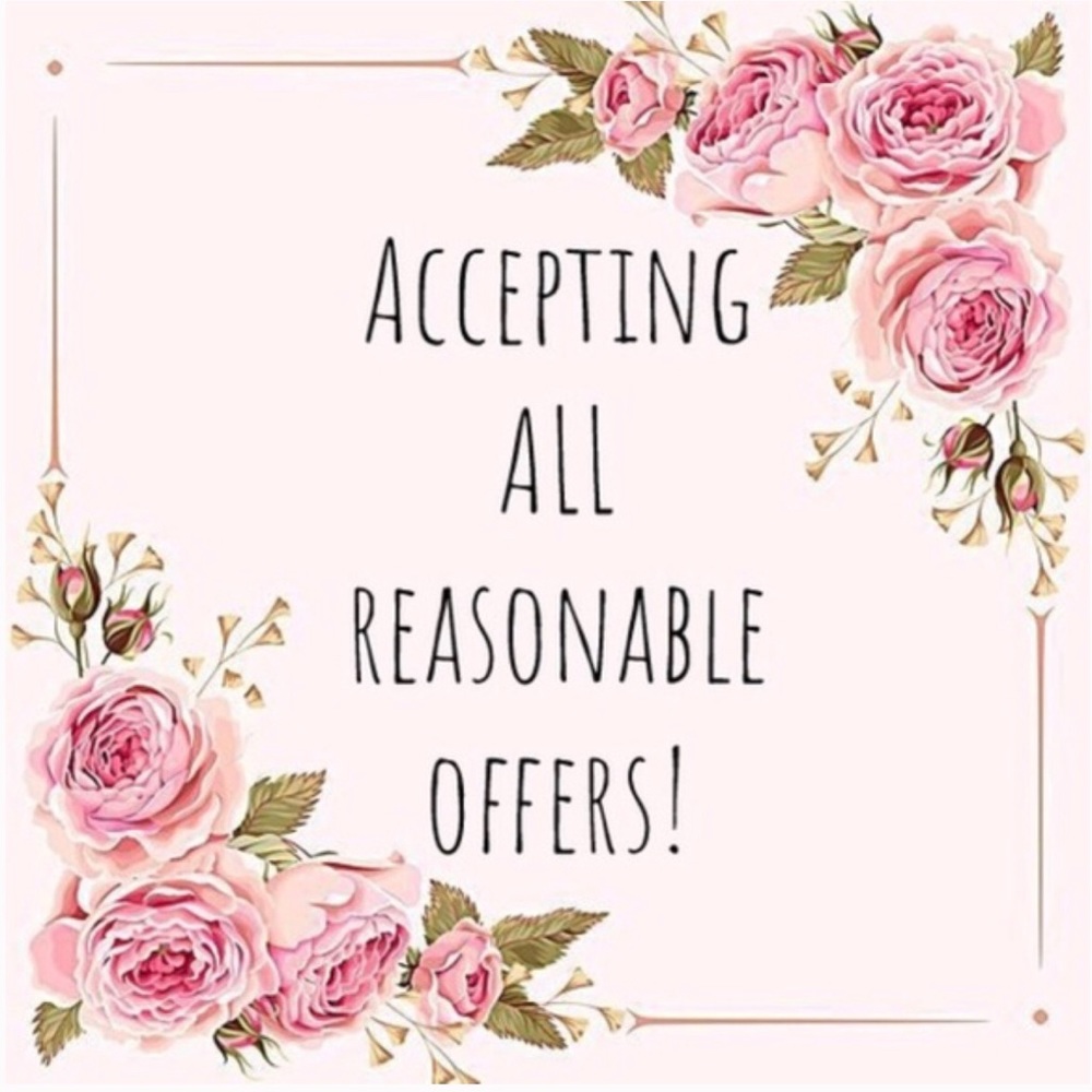 💕ACCEPTING Offers!